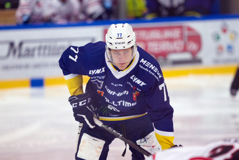 Game Worn -vieraspelipaita 2019-20: Iisakka #77